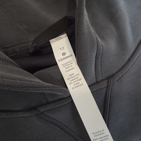 Lululemon X Peloton Hoodie - Picture 4 of 7